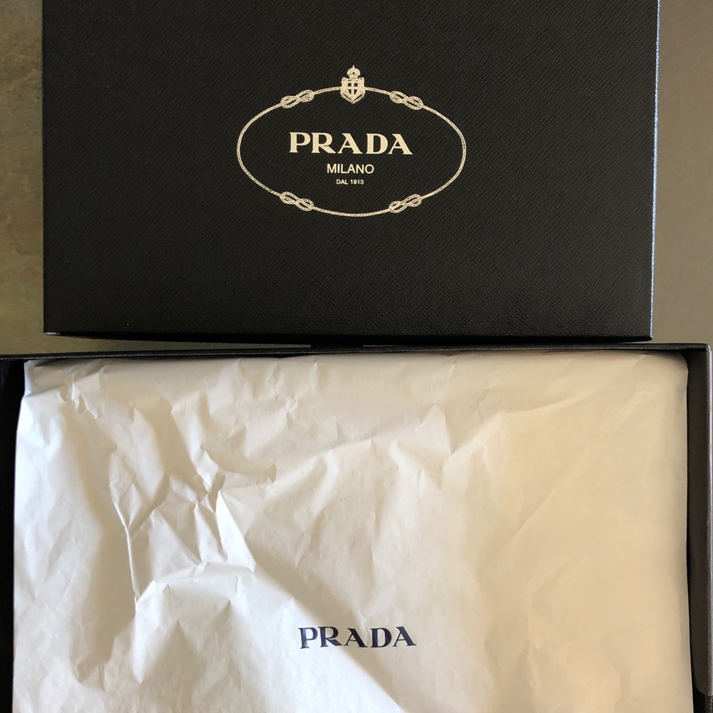 Prada black patent leather dress shoes. - Picture 5 of 7